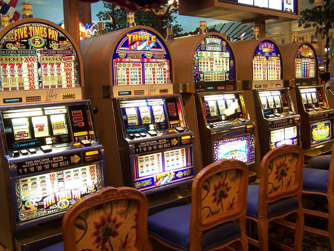 Casino slot machines